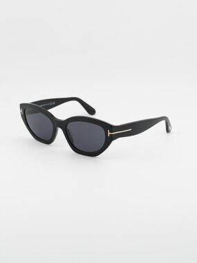 Tom Ford Penny FT1086 01A Sunglasses Black Cat Eye Frame, Smoke Lenses